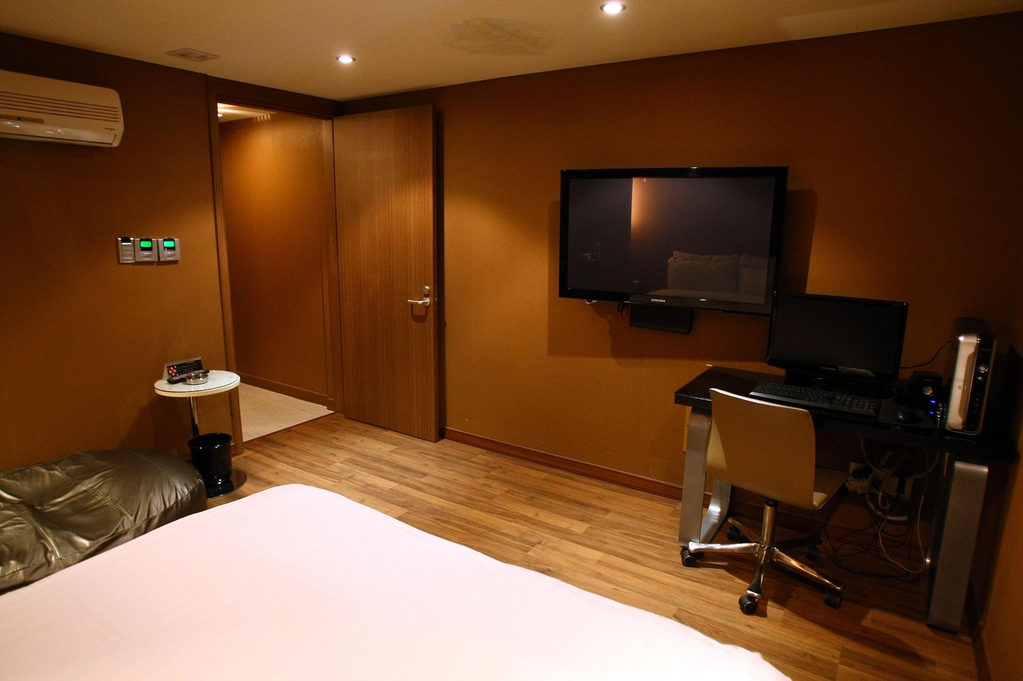The California Hotel Seoul Seocho Экстерьер фото