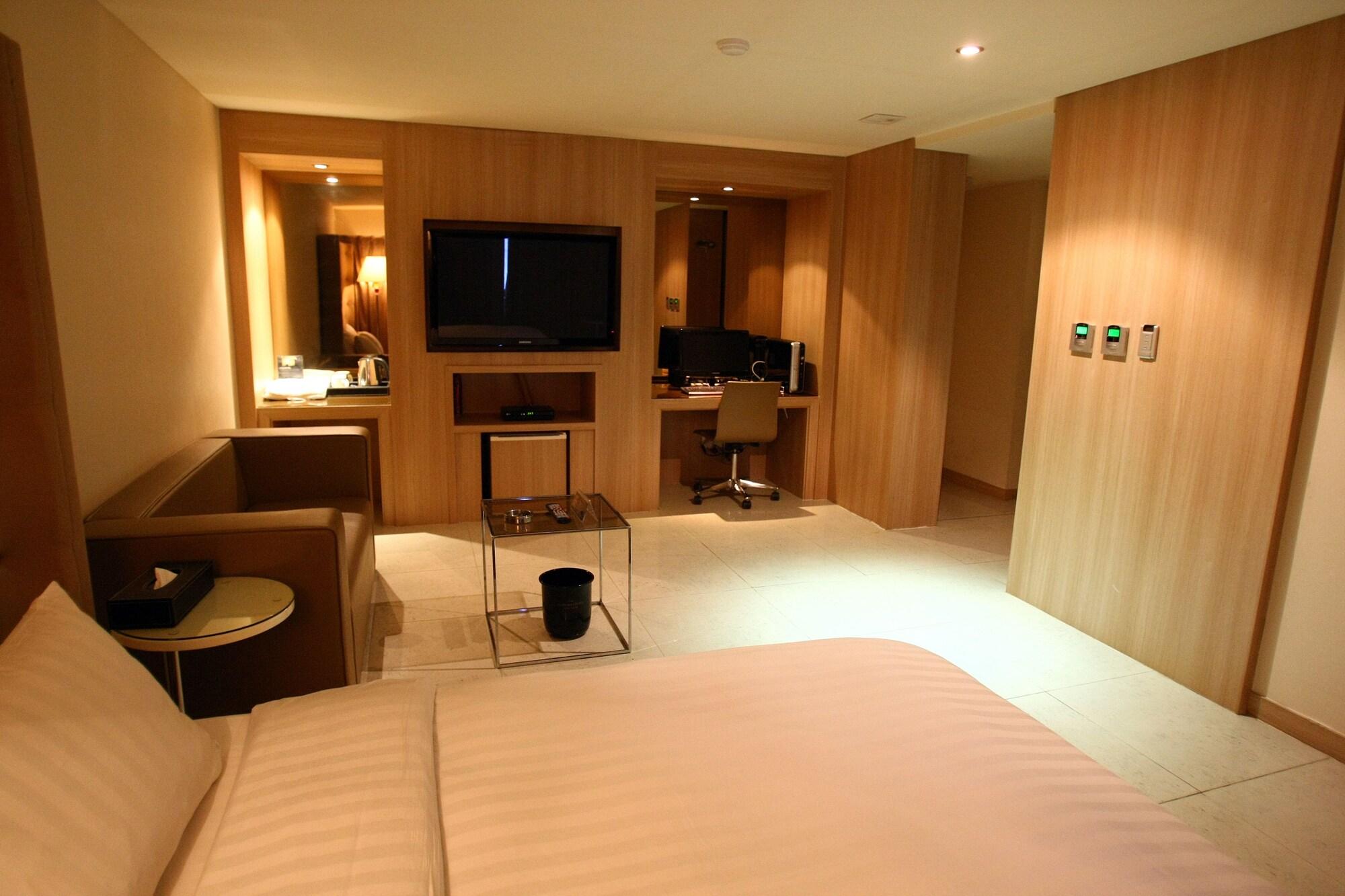 The California Hotel Seoul Seocho Экстерьер фото